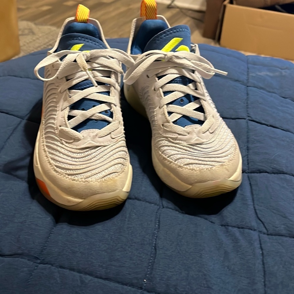 JordanWhite and Blue Luka basketball shoes